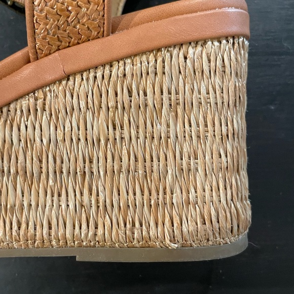 Crown Vintage Kehra Tan Woven Strappy Wedge Sandals - Picture 6 of 9